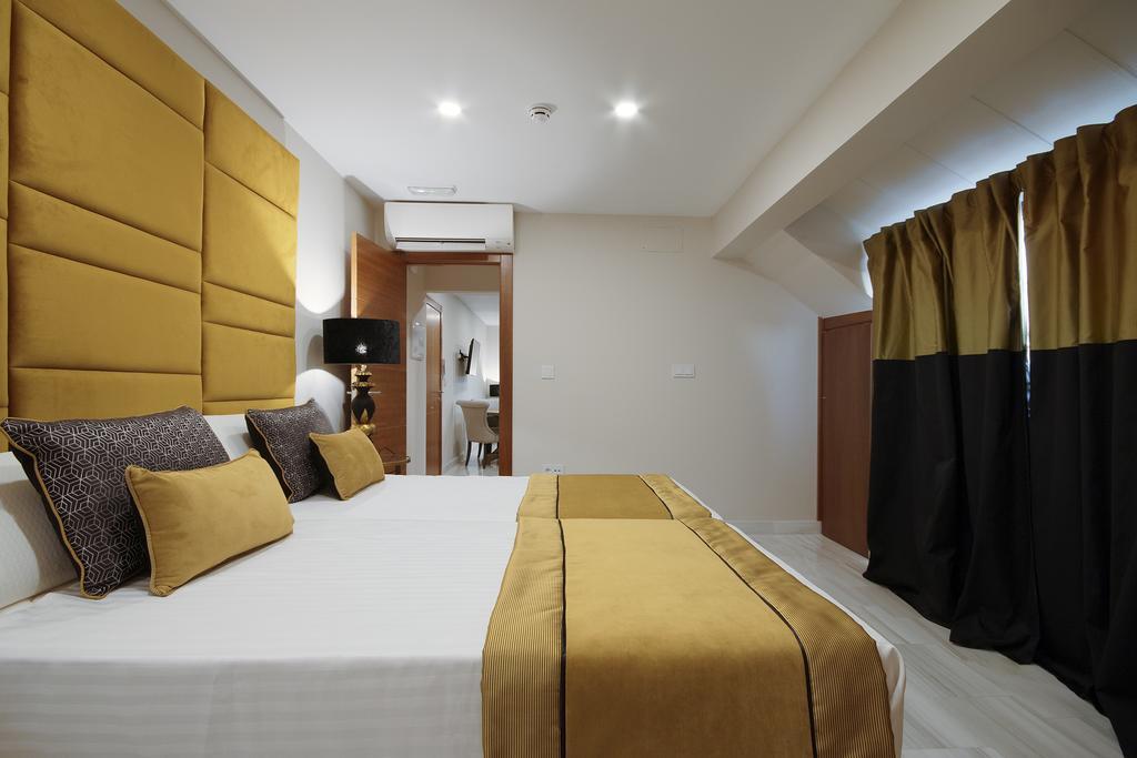 Suites Gran Via Capilla Real Granada Exterior photo